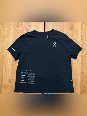 One of a kind! On Running 2023 TRACK NIGHTS Black boxy cropped tee - size: Large
